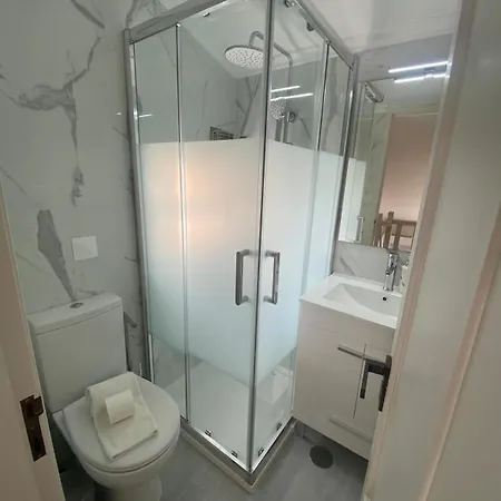 Stunning 2-bed Sea View Apartment, * Αλμπουφέιρα
